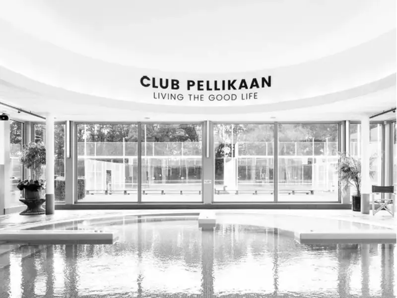 Zwembad van sportcentrum Club Pellikaan in Maastricht